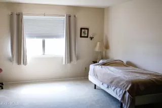 Photo #6: 6584670 Listing