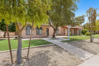 More Details about MLS # 6585007 : 423 W KNOX ROAD