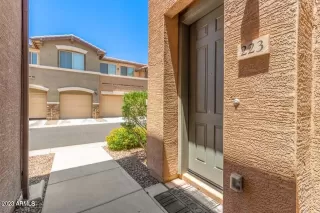 Photo #2: 6585123 Listing