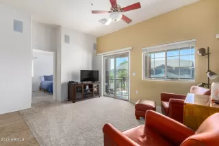 Photo #6: 6585149 Listing