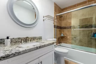 Photo #3: 6585240 Listing