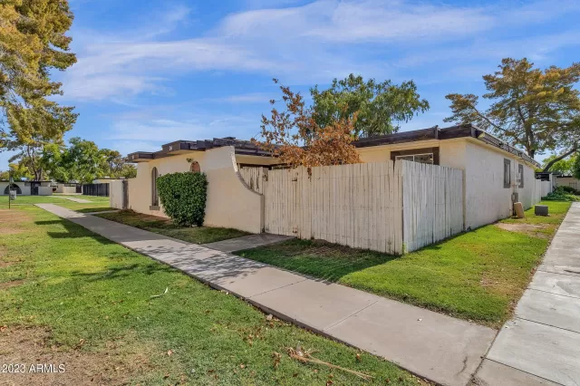 MLS: 6585276 Condo For Sale