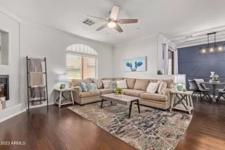 Photo #2: 6585290 Listing