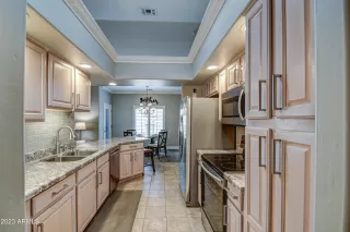 Photo #5: 6585331 Listing 