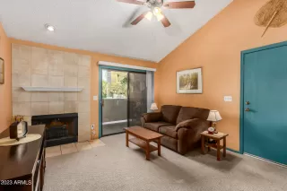 Photo #3: 6585402 Listing 