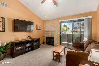 Photo #4: 6585402 Listing 