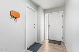 Photo #2: 6585411 Listing