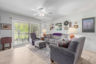 Photo #3: 6585411 Listing