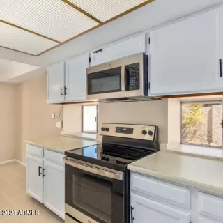 Photo #6: 6585693 Listing 