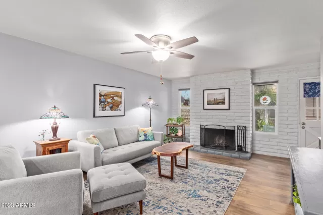 MLS: 6585712 Condo For Sale