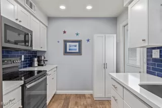 Photo #6: 6585712 Listing