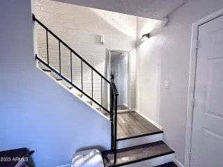 Photo #2: 6585789 Listing