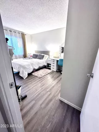 Photo #6: 6585789 Listing