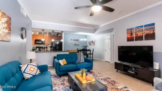 Photo #3: 6585970 Listing