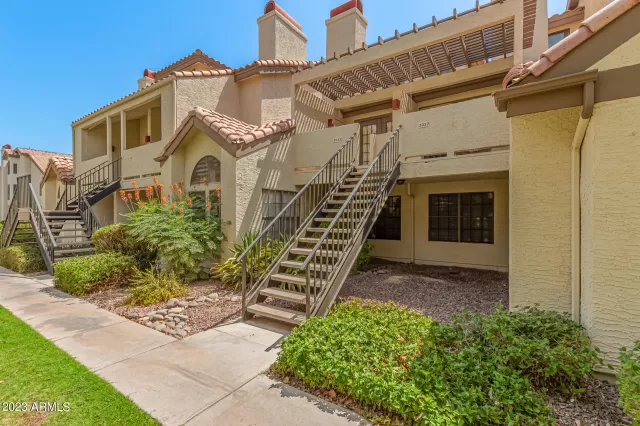 MLS: 6586005 Condo For Sale