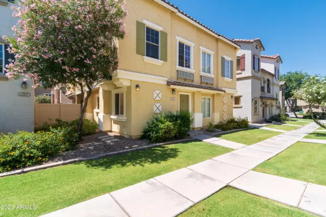 MLS: 6586006 Condo For Sale