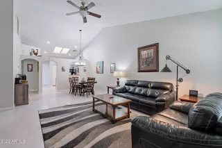 Photo #3: 6586034 Listing