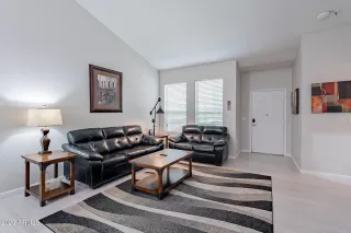 Photo #4: 6586034 Listing