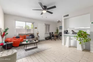 Photo #1: 6586076 Listing