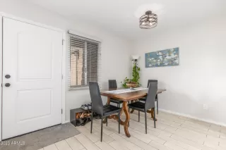 Photo #4: 6586076 Listing