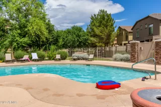 Photo #1: 6586094 Listing