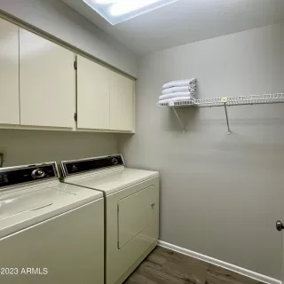 Photo #5: 6586140 Listing 