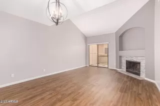 Photo #2: 6586164 Listing