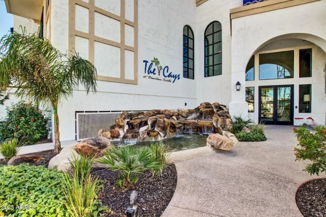 MLS: 6586538 Condo For Sale