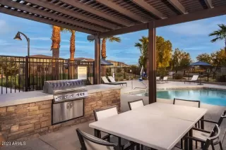 Photo #4: 6586575 Listing