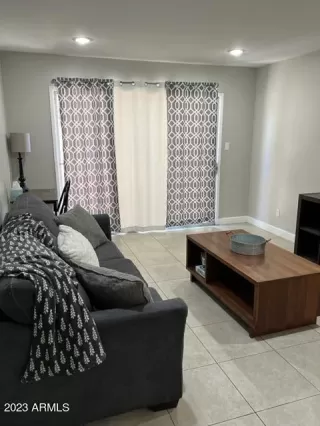 Photo #2: 6586867 Listing