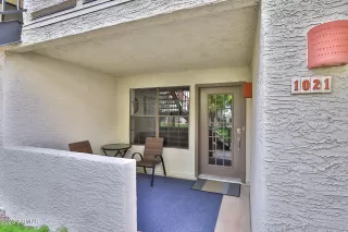 Photo #2: 6586928 Listing