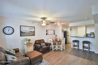 Photo #3: 6586928 Listing