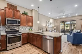 Photo #6: 6586971 Listing 