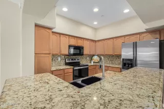 Photo #3: 6587204 Listing