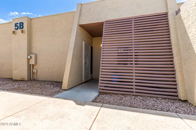 MLS: 6587288 Condo For Sale