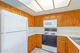 Photo #4: 6587288 Listing 