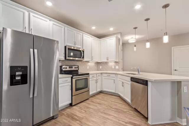 MLS: 6587461 Condo For Sale