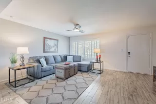 Photo #3: 6587528 Listing