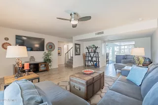 Photo #4: 6587528 Listing