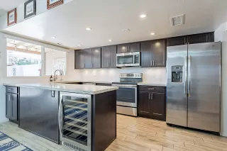 Photo #6: 6587528 Listing