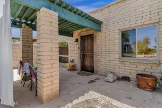 Photo #4: 6587930 Listing