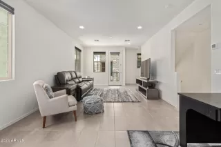 Photo #3: 6588046 Listing