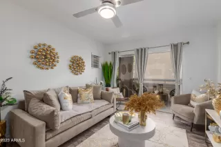 Photo #2: 6588334 Listing