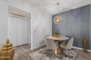 Photo #6: 6588334 Listing