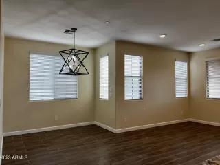 Photo #4: 6588340 Listing 