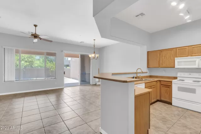 MLS: 6588362 Condo For Sale