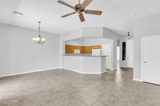 Photo #5: 6588362 Listing 