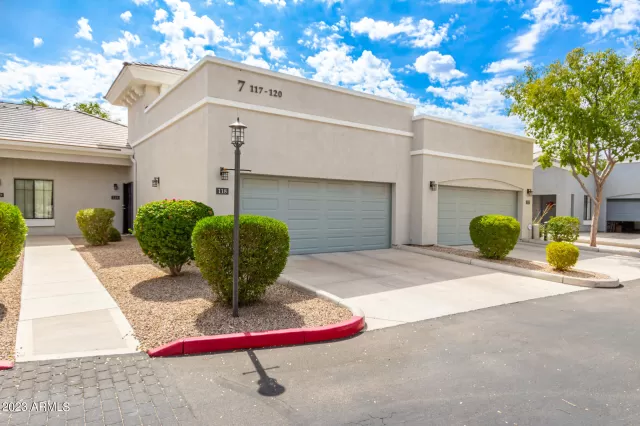 MLS: 6588457 Condo For Sale