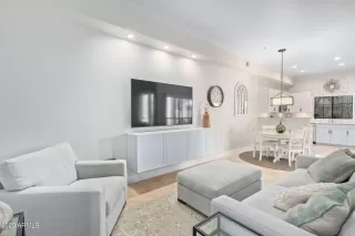 Photo #1: 6588457 Listing