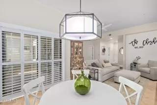 Photo #3: 6588457 Listing